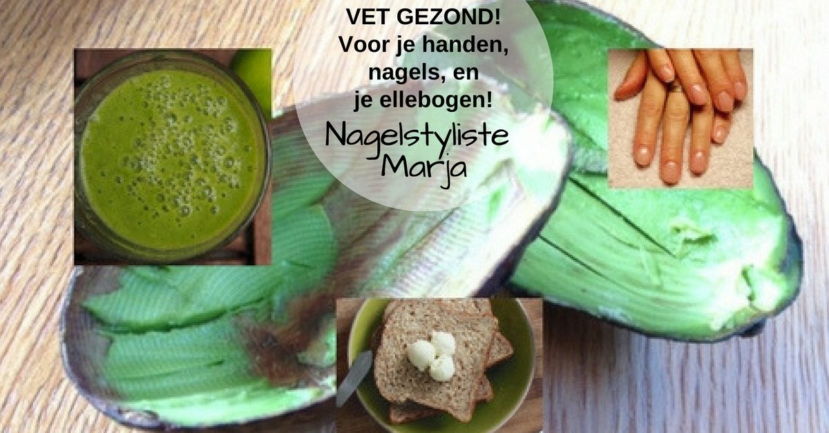 Avocado's vet gezond! Voor je handen, nagels en ellebogen. 1 avocado, boterham, lege schillen, sap van avocado in glas